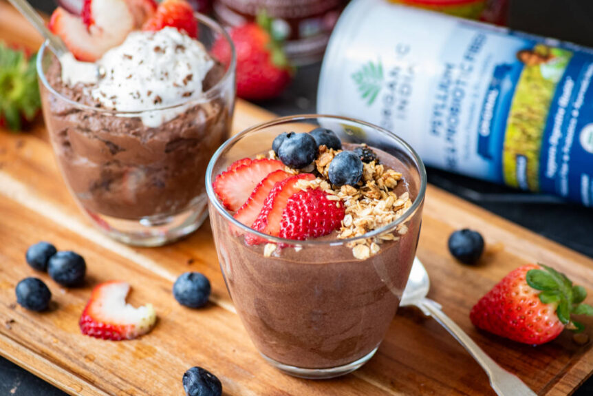 Psyllium pudding and mousse in dessert glass with fresh fruit